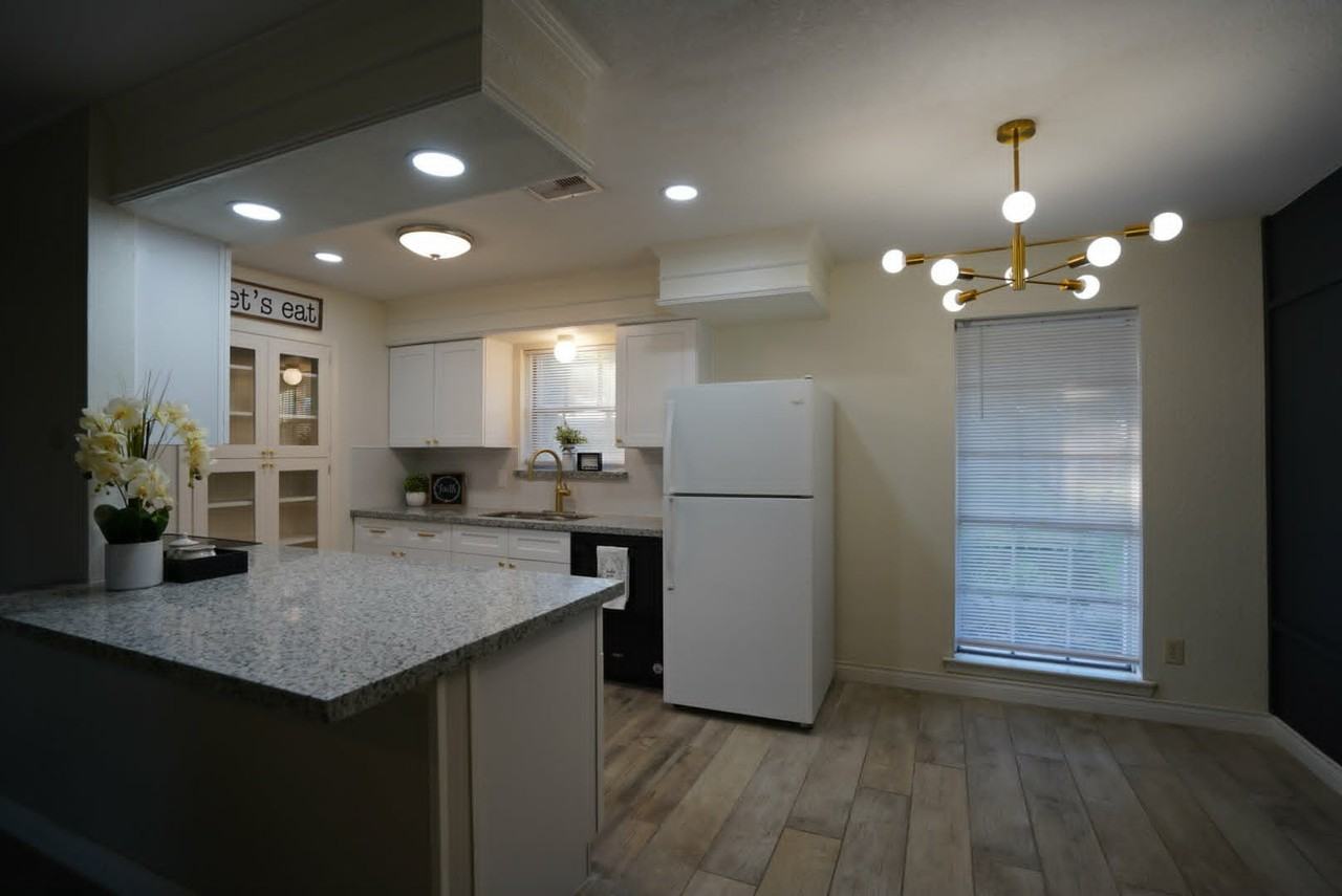 118 Talisman St - Photo 6 of 18
