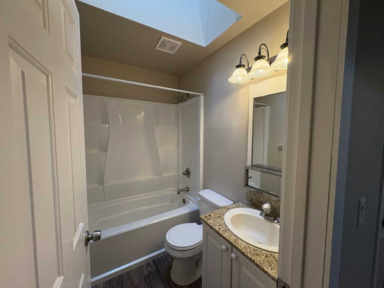 10959 W Glen Ellyn St - Photo 5 of 11
