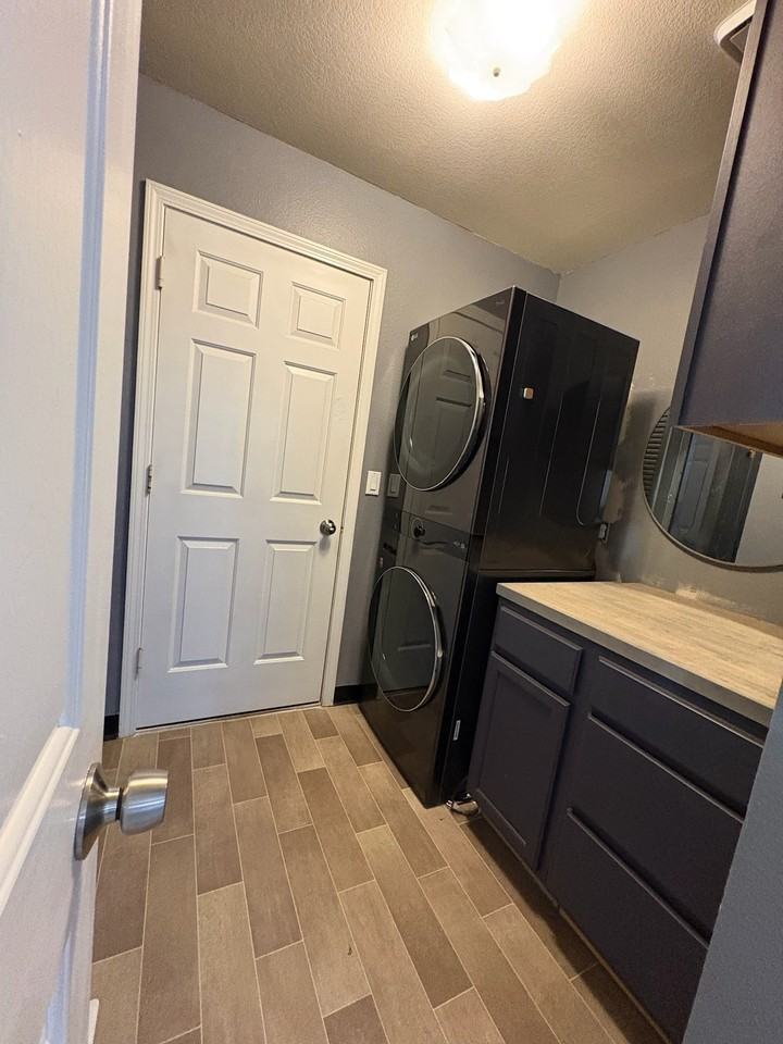 10959 W Glen Ellyn St - Photo 6 of 11