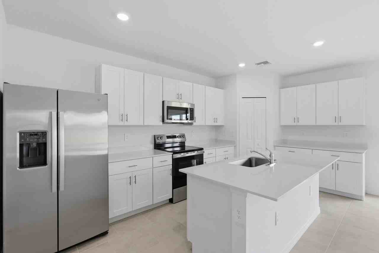 26593 Jasper Way - Photo 3 of 20