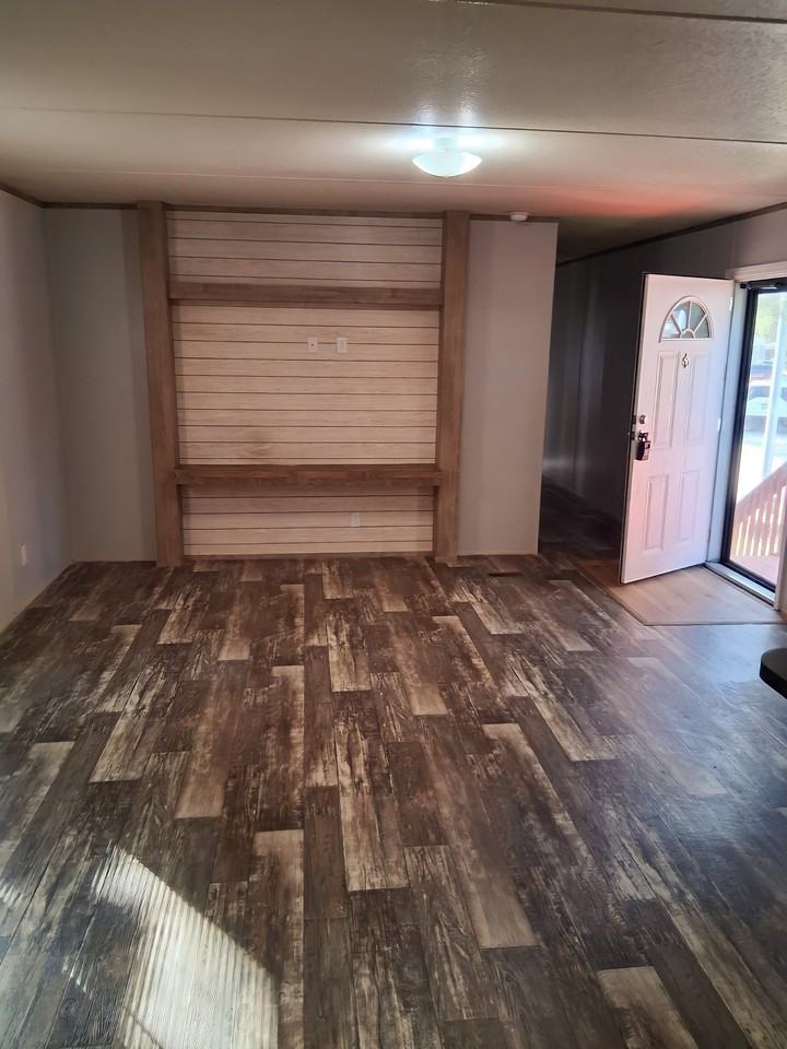 131 Rainbow Dr - Photo 2 of 8