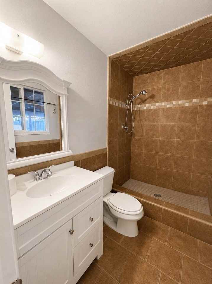 2373 Wolf St - Photo 3 of 10
