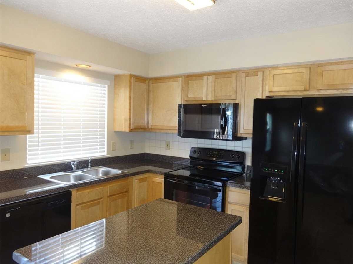 13861 Carlstead Dr - Photo 6 of 14