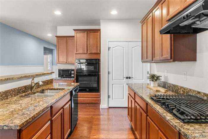 42320 Forest Oaks Dr - Photo 3 of 19