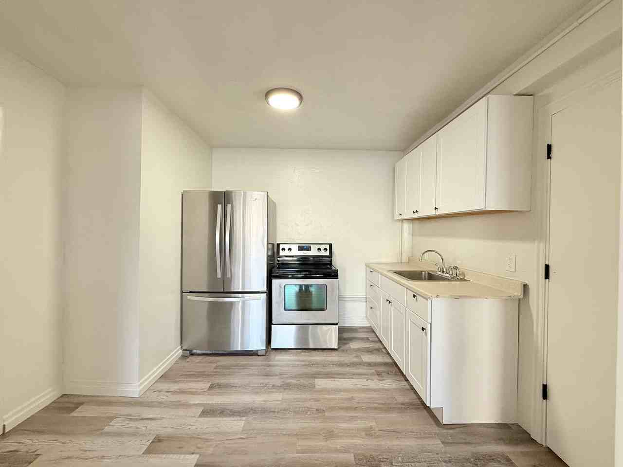 12 E Center St #10 - Photo 4 of 7