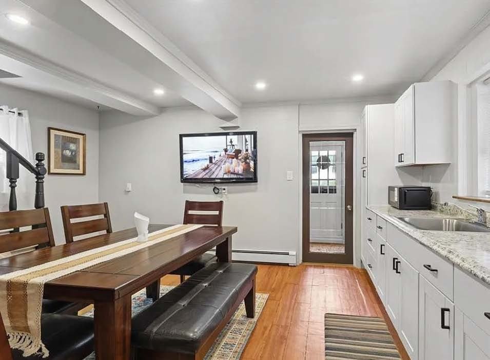 480 Washington Ave #1 - Photo 5 of 15