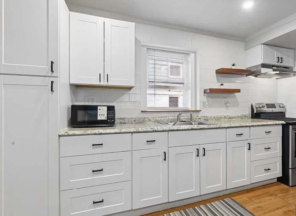 480 Washington Ave #1 - Photo 6 of 15