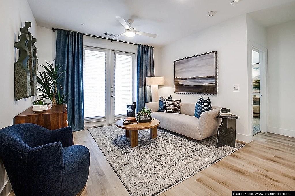 541 J Pl #2240 - Photo 4 of 17
