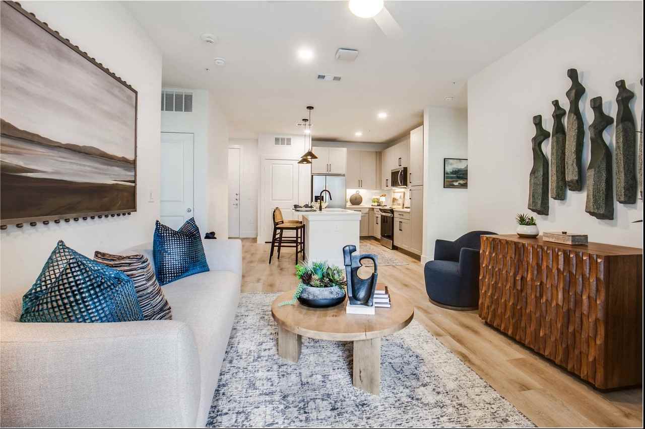 541 J Pl #2240 - Photo 5 of 17