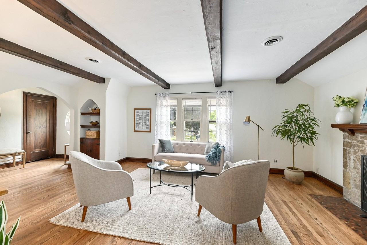 3866 N Morris Blvd - Photo 4 of 13