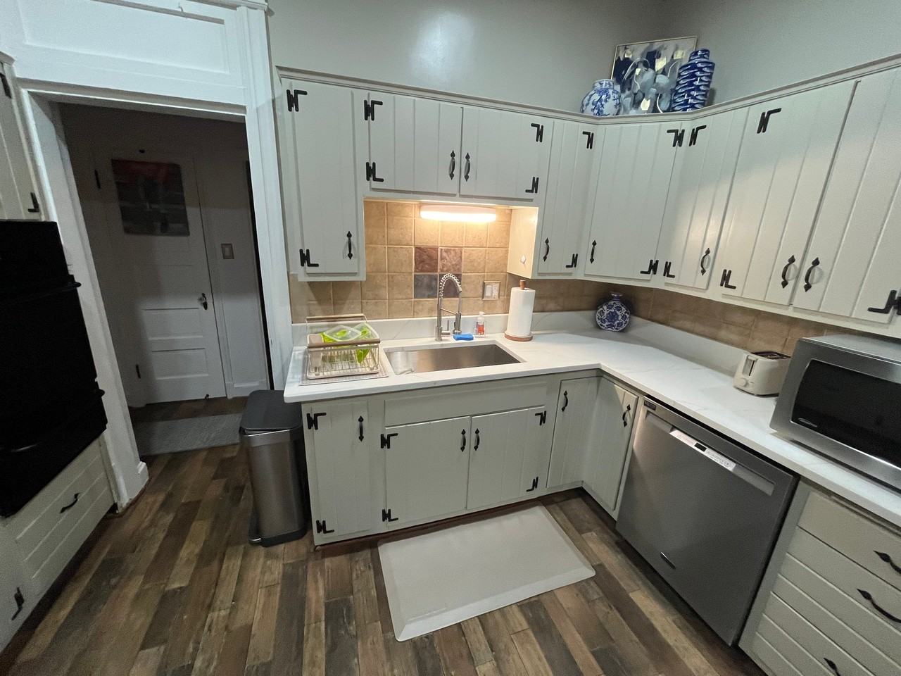2921 7th St Se - Photo 4 of 16
