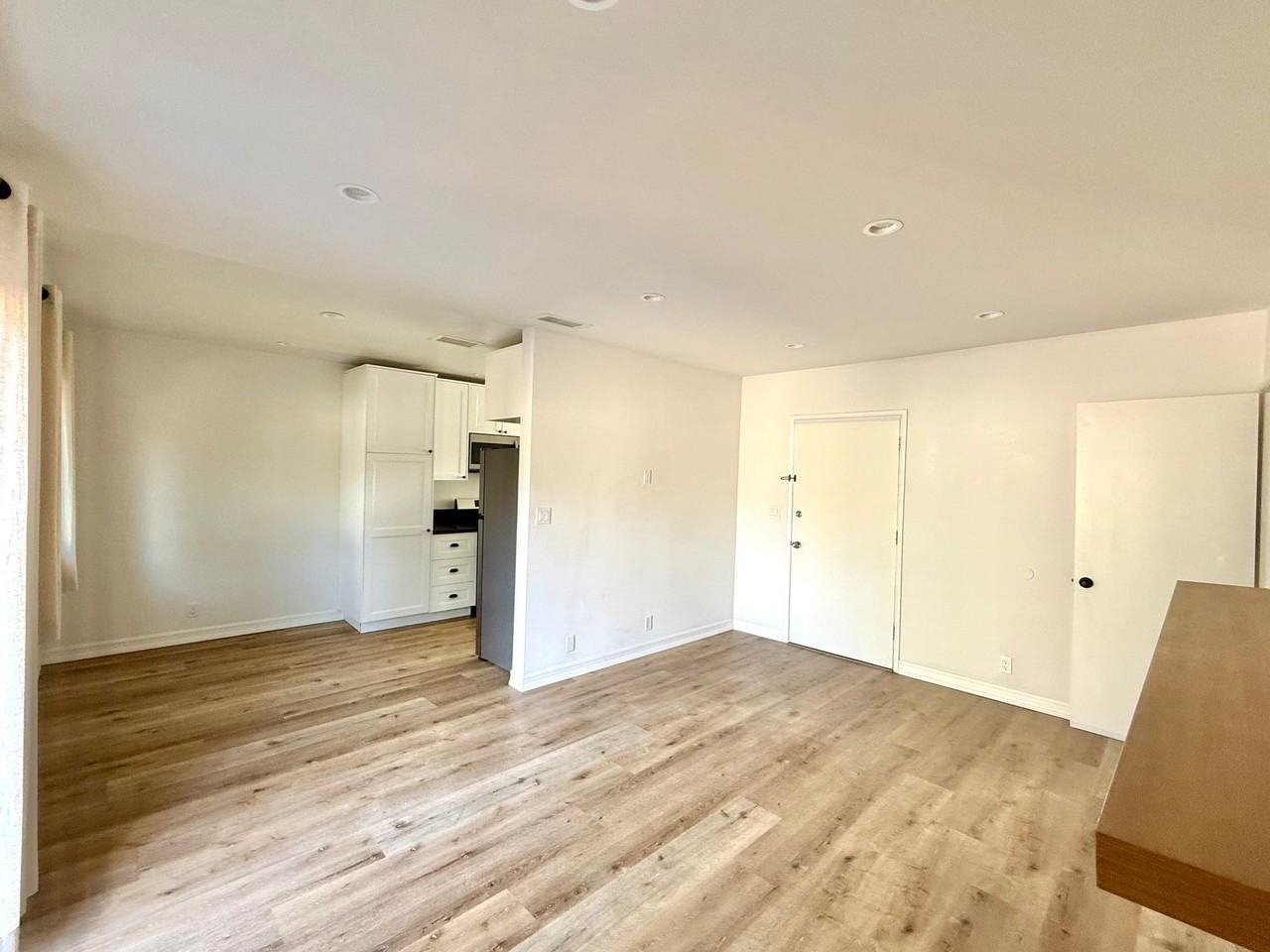 3819 Park Pl #20 - Photo 3 of 19