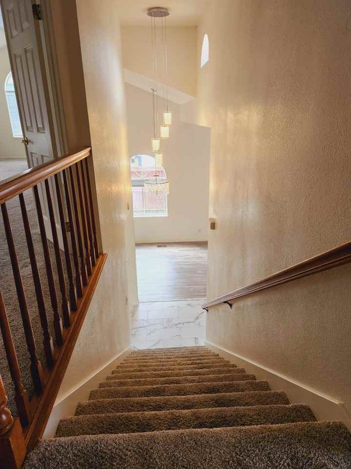 1814 Evalane Way - Photo 4 of 18