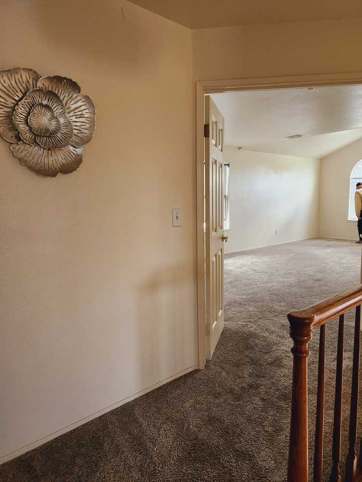 1814 Evalane Way - Photo 6 of 18