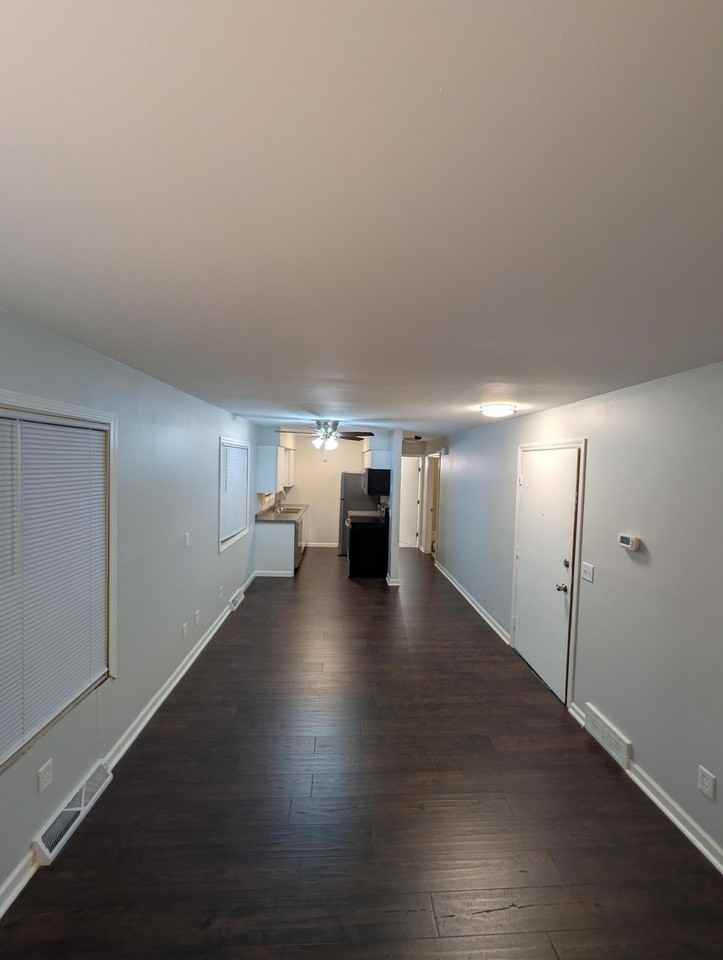 201 N 67th St #101 - Photo 4 of 15