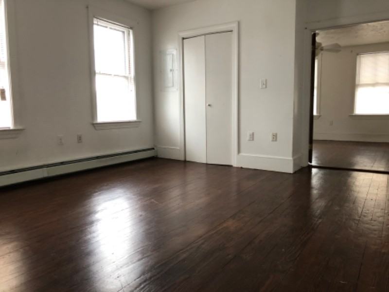 322 Central St - Photo 7 of 16