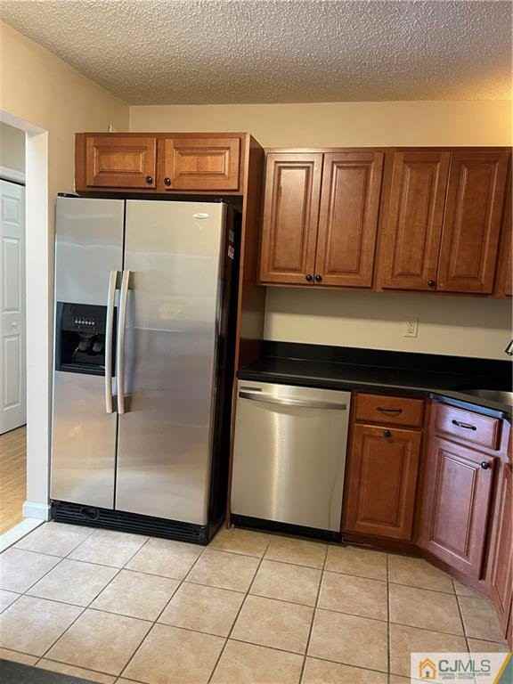 53 Taylor Dr - Photo 5 of 15