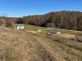 featured image of 1906 Squirrel Hill Rd
