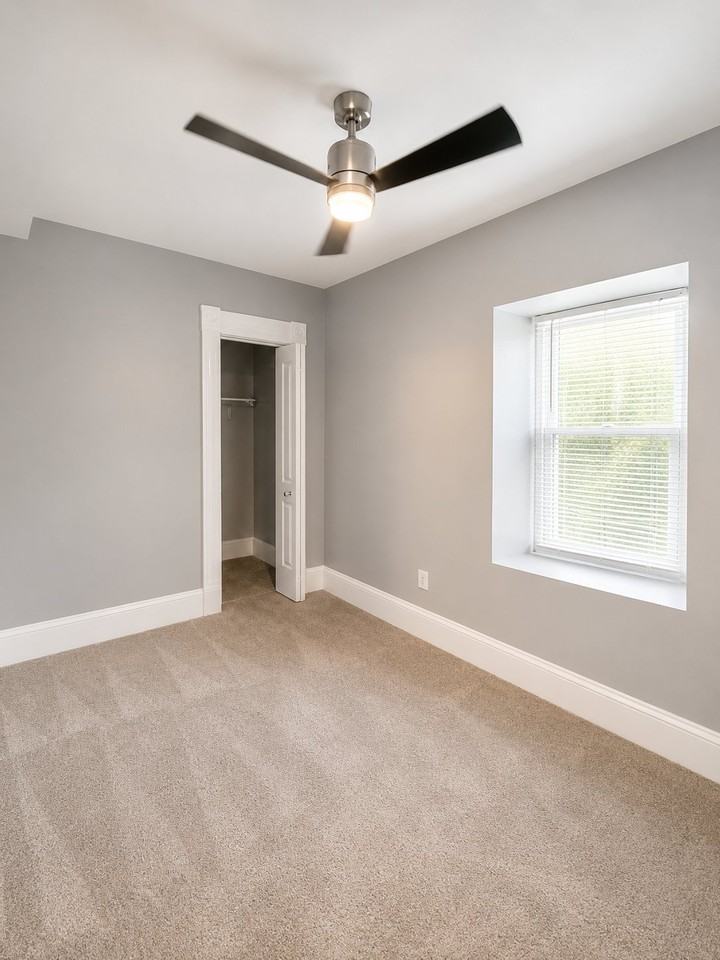 10747 S Michigan Ave #G - Photo 3 of 10