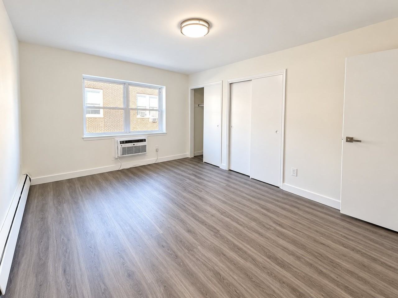 550 Washington Ave #11 - Photo 5 of 12