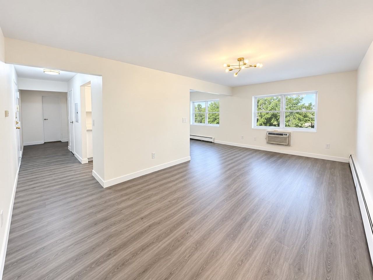 550 Washington Ave #11 - Photo 7 of 12