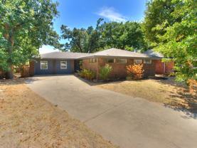 7004 Nw 26th St - Photo 1 of 1