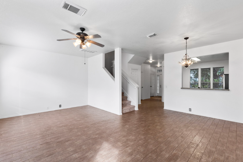 23815 Pebworth Pl - Photo 5 of 18
