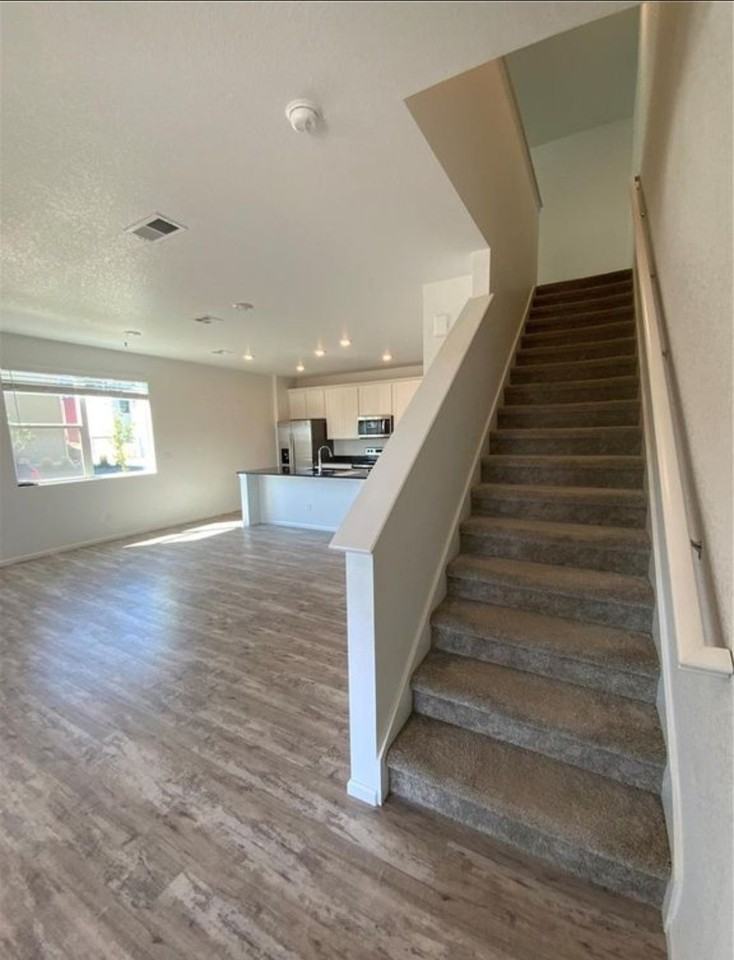 21111 E 60th Ave - Photo 2 of 11