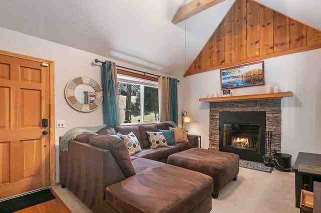 144 Silver Spruce Dr - Photo 2 of 11