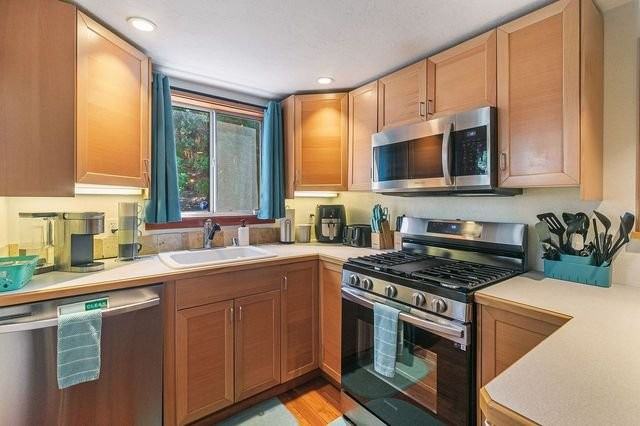144 Silver Spruce Dr - Photo 4 of 11
