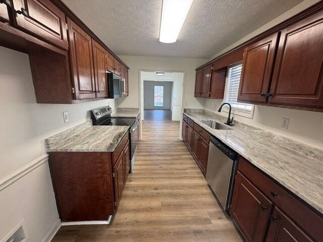 2208 Summerwind Dr - Photo 6 of 16