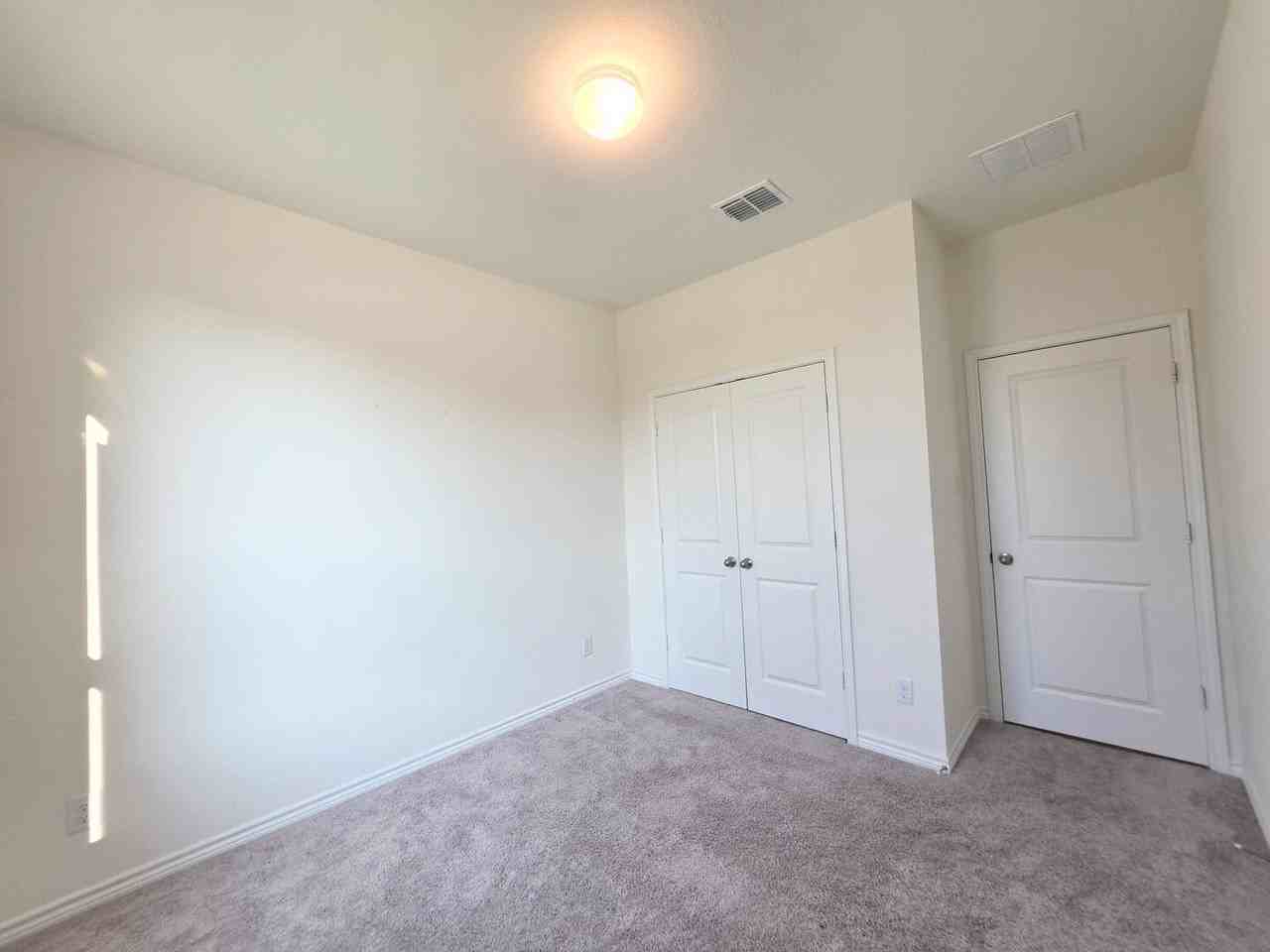 250 W Flowing River Dr - Photo 6 of 30