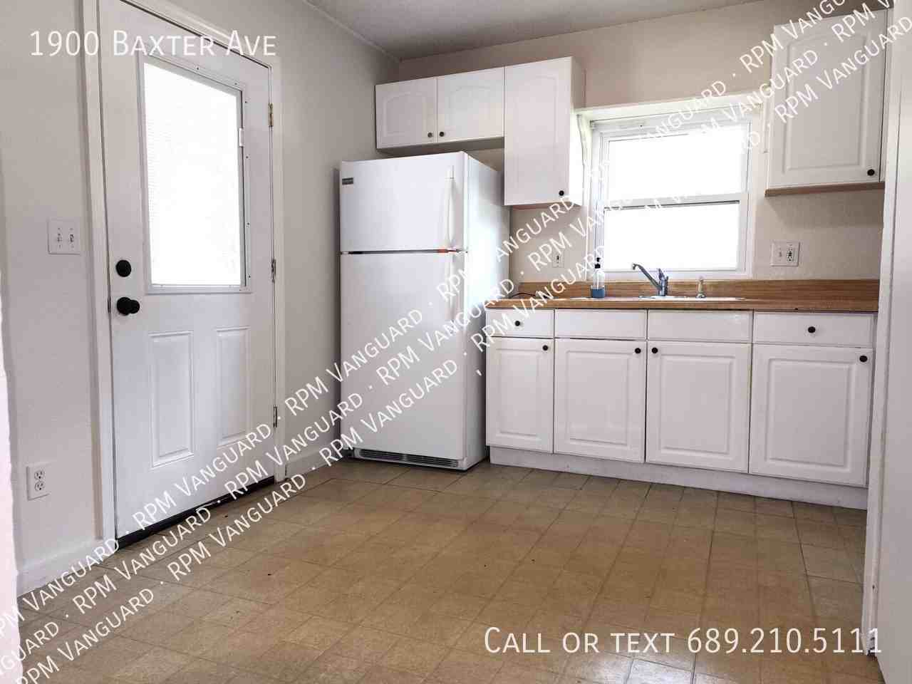 1900 Baxter Ave - Photo 2 of 9