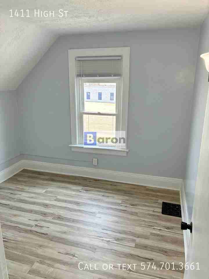 1411 High St - Photo 6 of 10