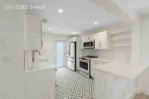 514 52nd St - Photo 3 of 32