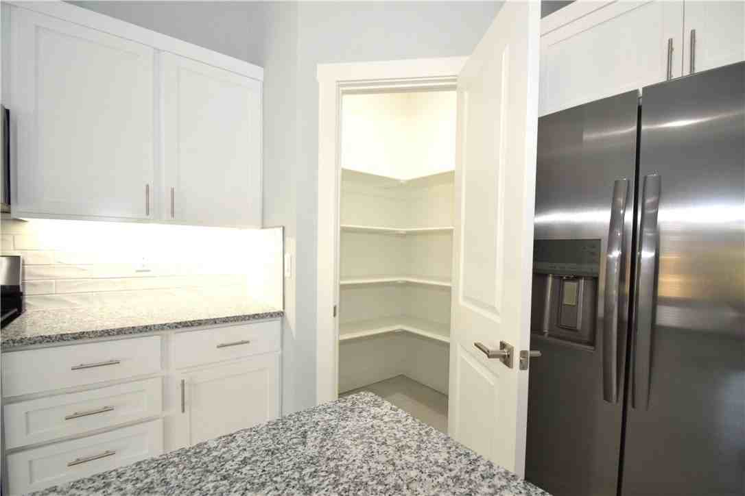 1840 Garnet Ave - Photo 7 of 21