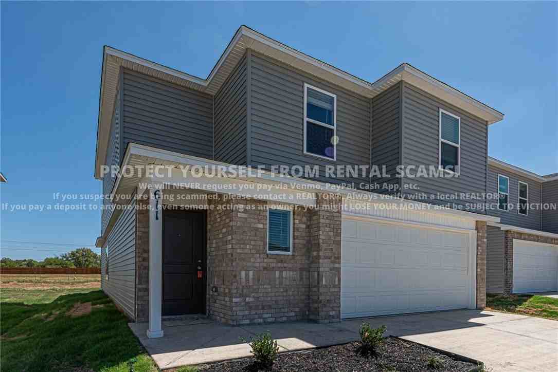 611 Marsol Street - Photo 3 of 21