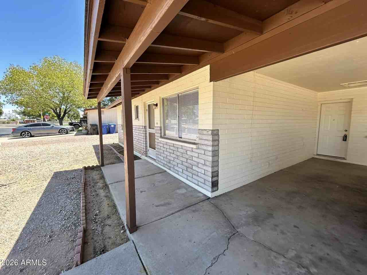 3147 E Edgewood Ave - Photo 3 of 30