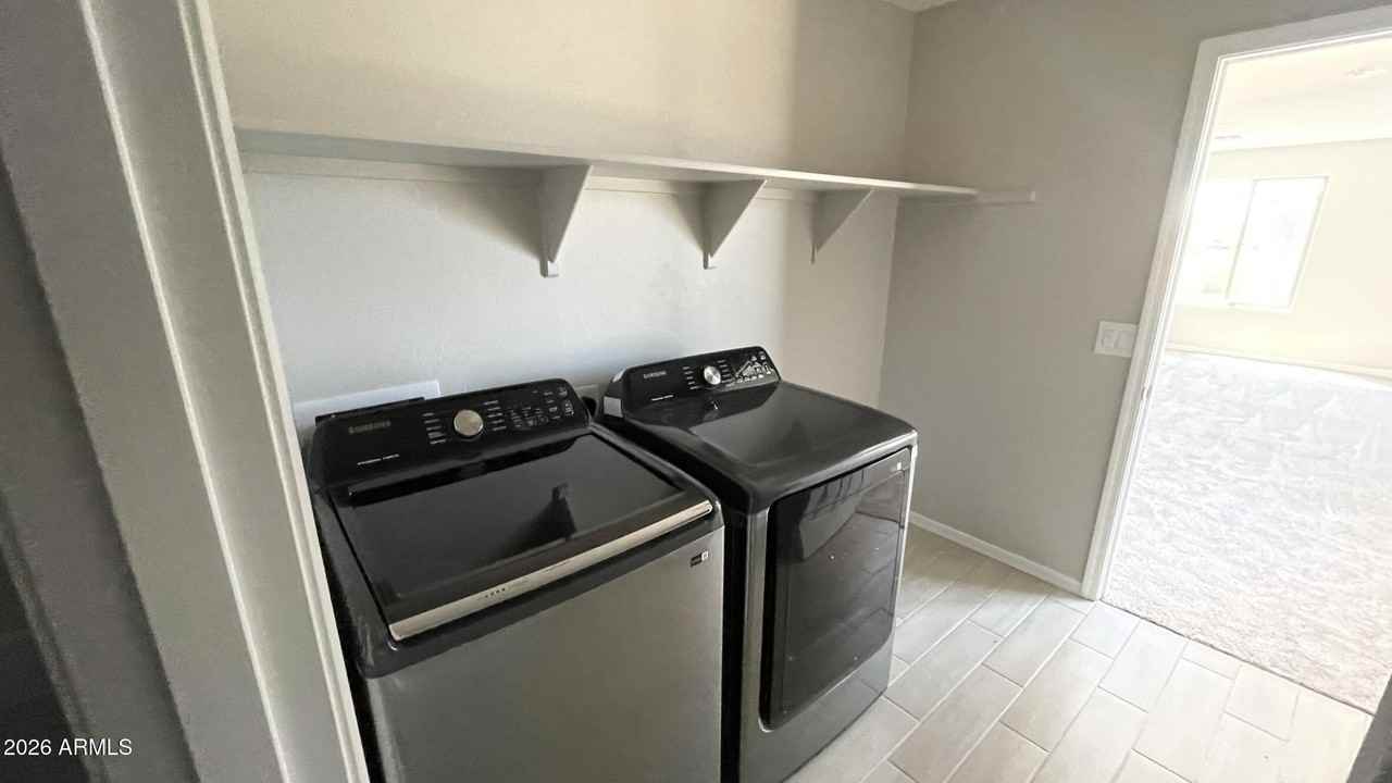 9430 E Sector Dr - Photo 3 of 11