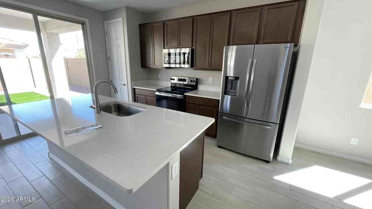 9430 E Sector Dr - Photo 4 of 11