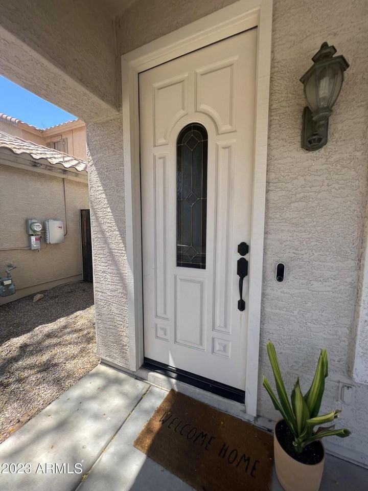 1910 W Park Pl - Photo 2 of 26