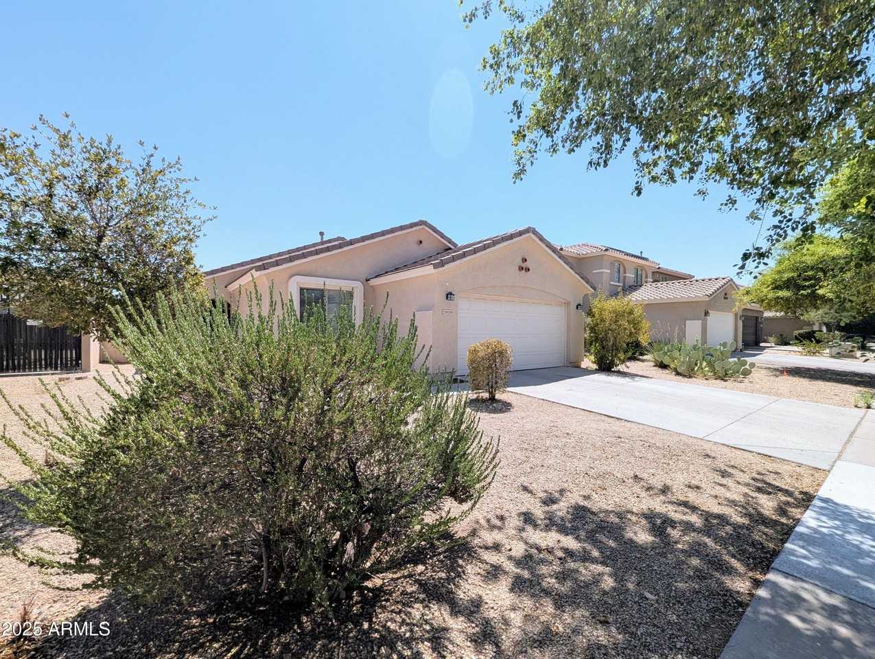 13959 W Country Gables Dr - Photo 2 of 50