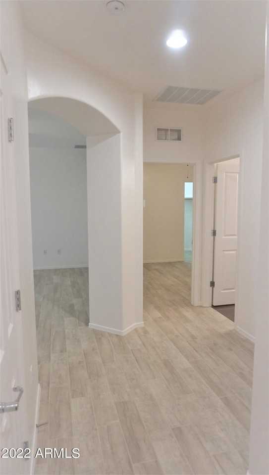 1276 Preston St - Photo 6 of 50