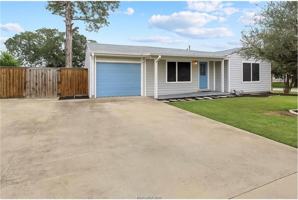 featured image of 1017 Winding Rd