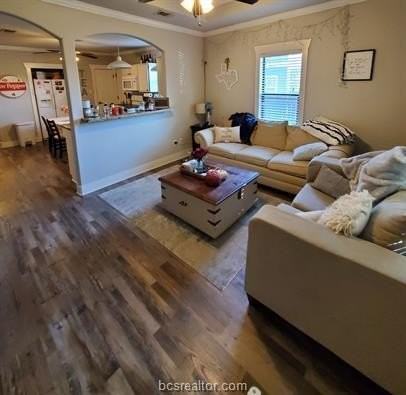 1009 Fairview Ave - Photo 2 of 14