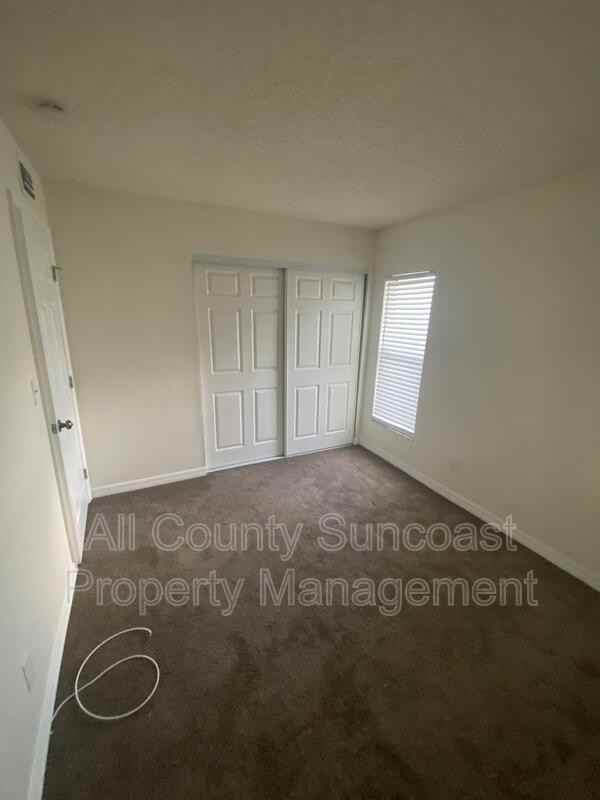 7450 35th St N - Photo 7 of 11