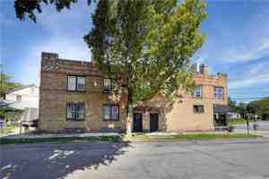 featured image of 85 Mapledale St #6