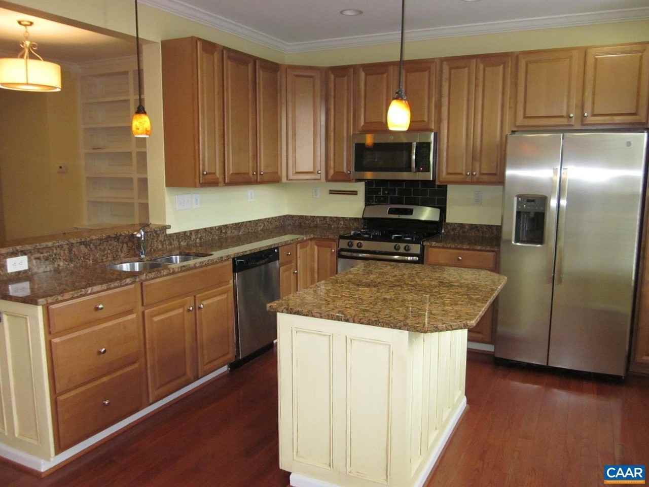 2130 Lockwood Dr - Photo 6 of 19