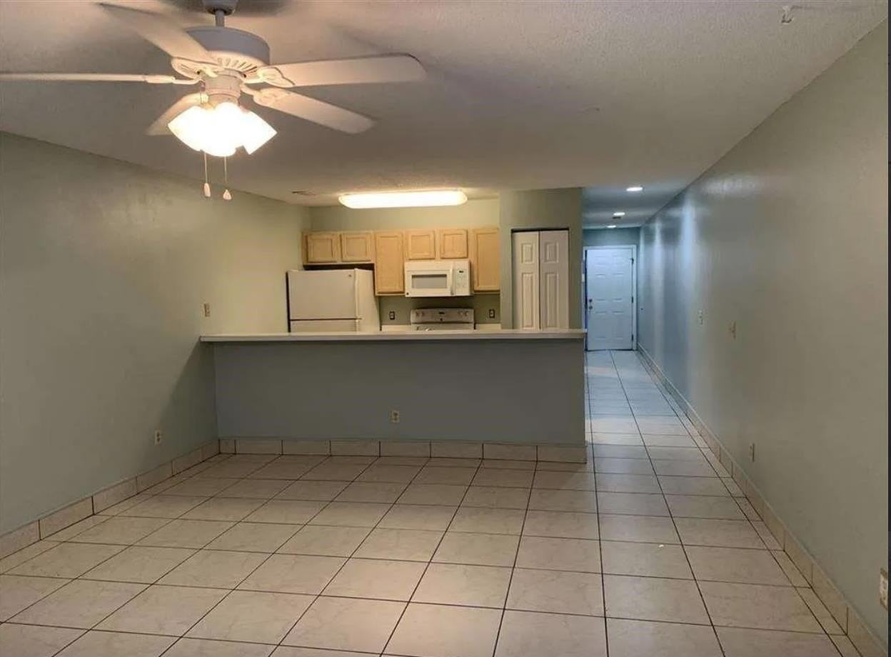 4265 Villas Dr #902 - Photo 3 of 11
