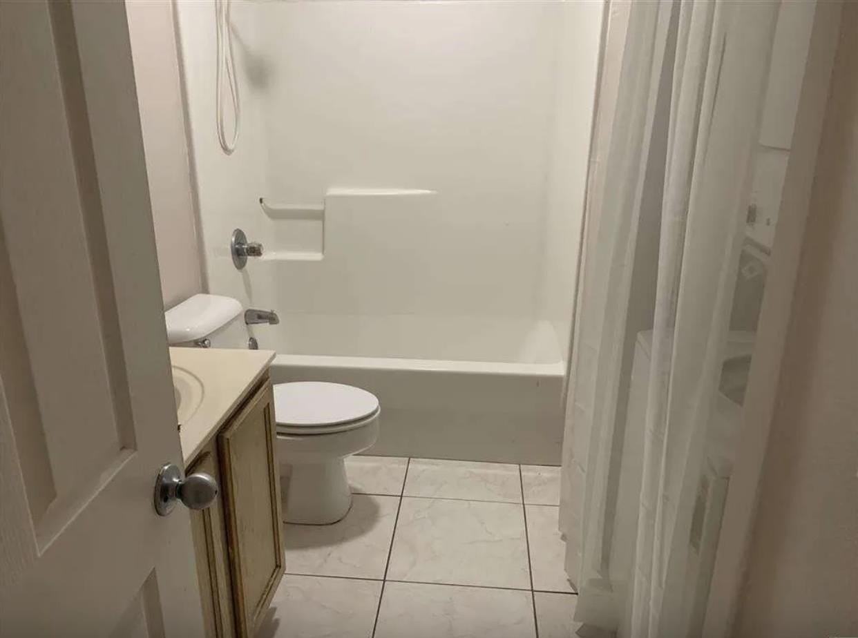 4265 Villas Dr #902 - Photo 7 of 11